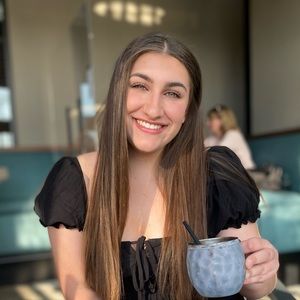 Meet your Posher, Sarah